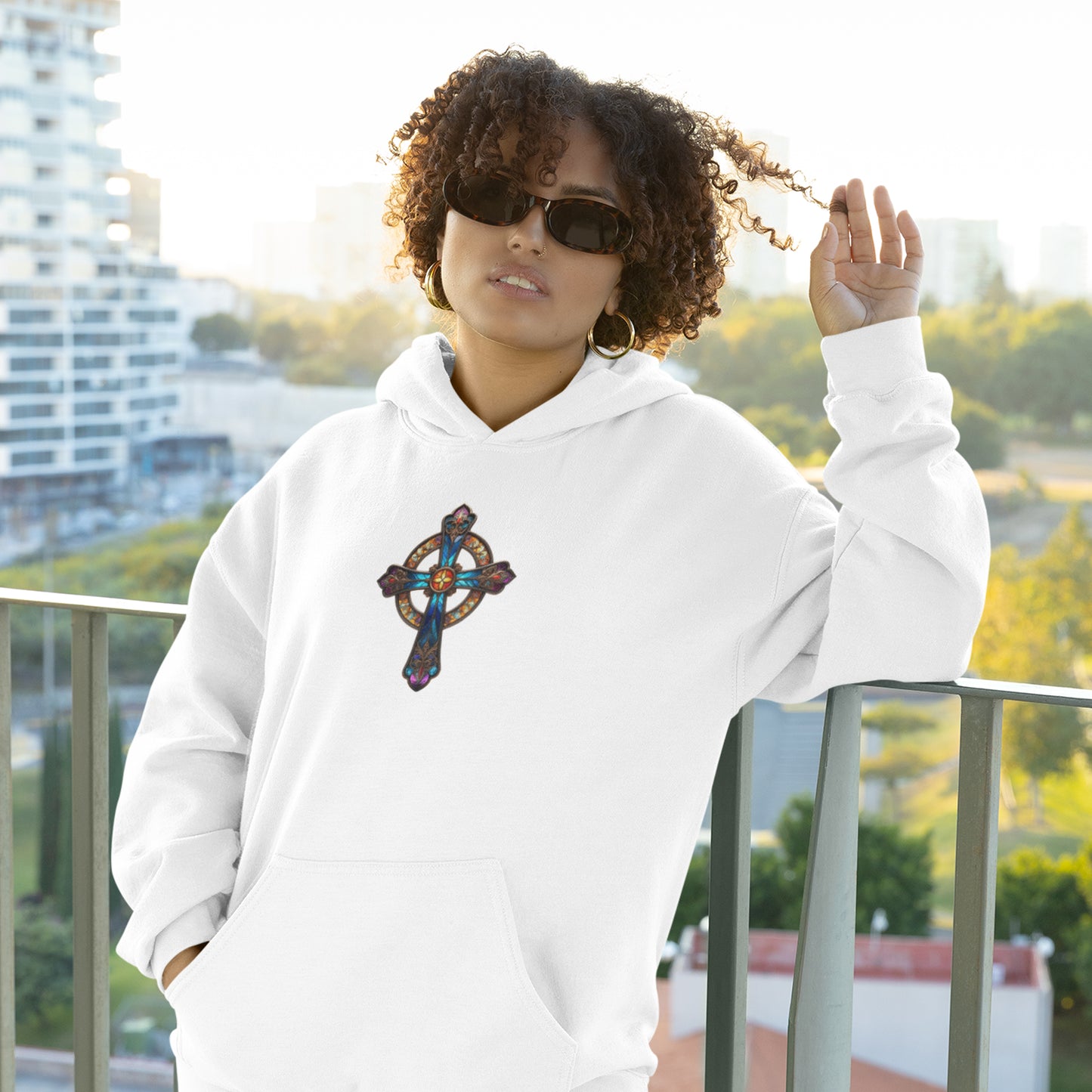 Radiant Cross Unisex Heavy Blend™ Hooded Sweatshirt