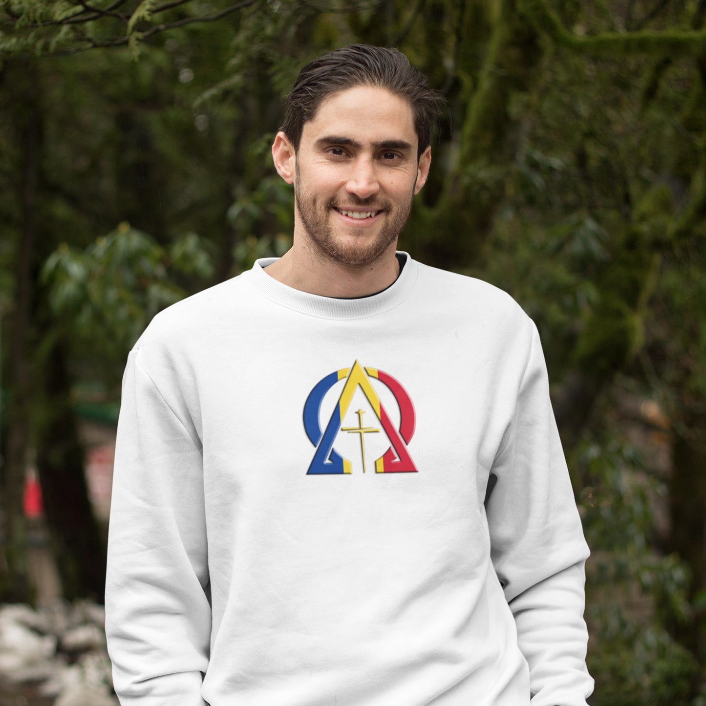 Alpha & Omega Romania Unisex Heavy Blend™ Crewneck Sweatshirt