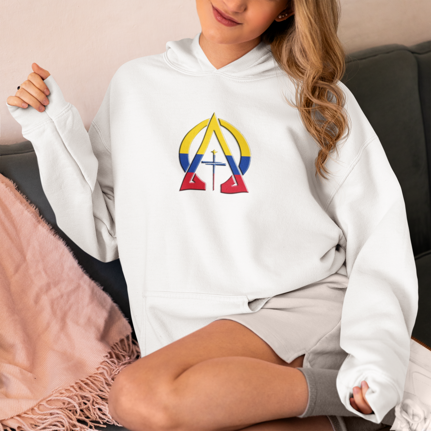 Alpha & Omega Columbia Unisex Heavy Blend™ Hooded Sweatshirt