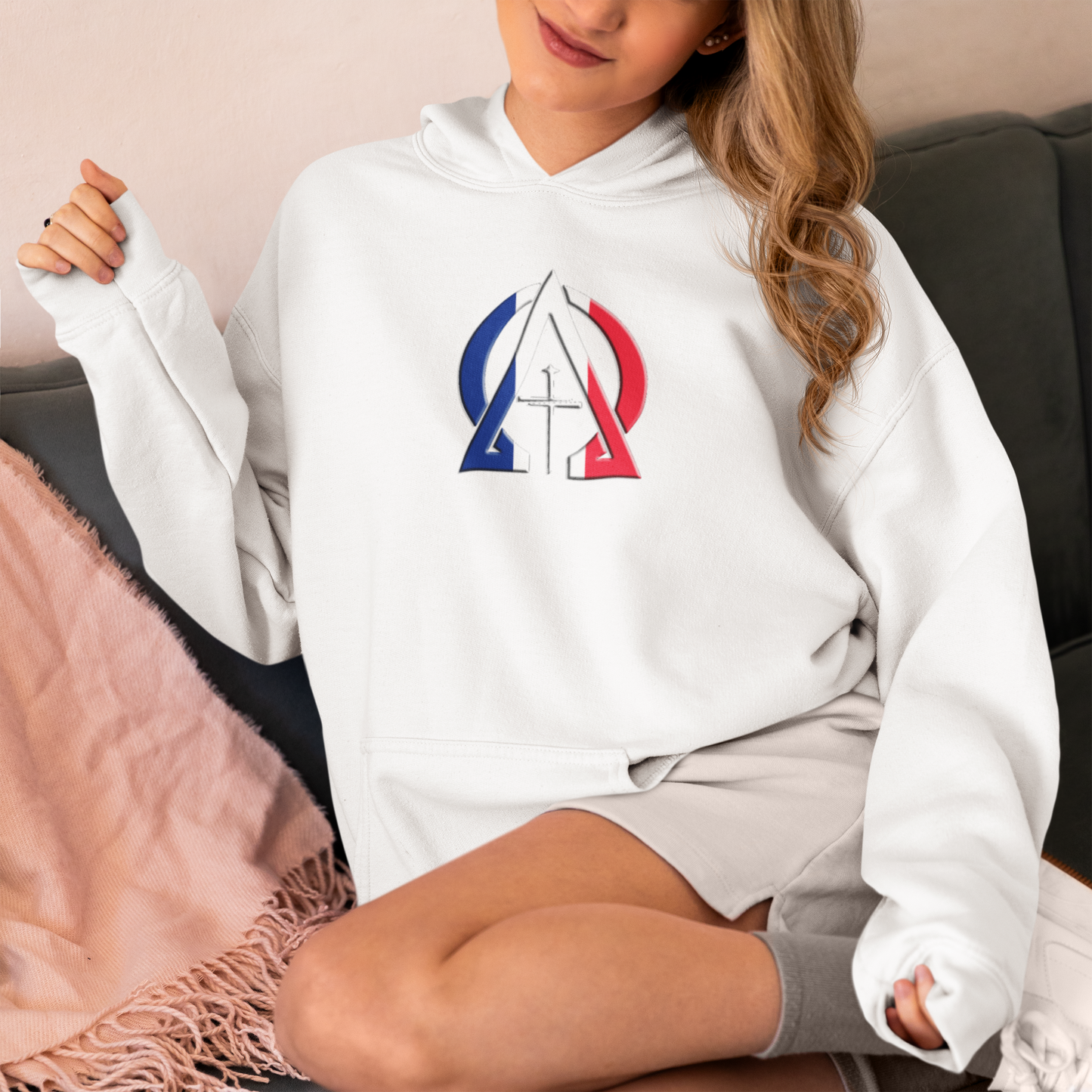 Alpha & Omega France Unisex Heavy Blend™ Hooded Sweatshirt