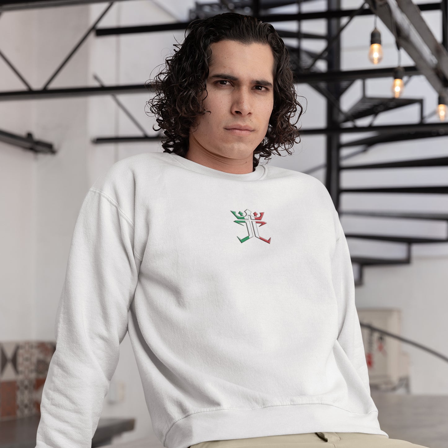 Jesus Christ is King of Italy Unisex Heavy Blend™ Crewneck Sweatshirt