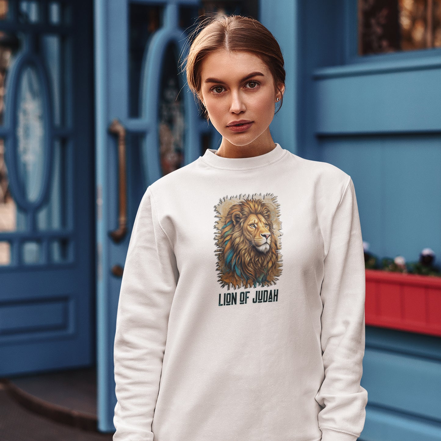 Divine King  Lion of Judah  Unisex Heavy Blend™ Crewneck Sweatshirt